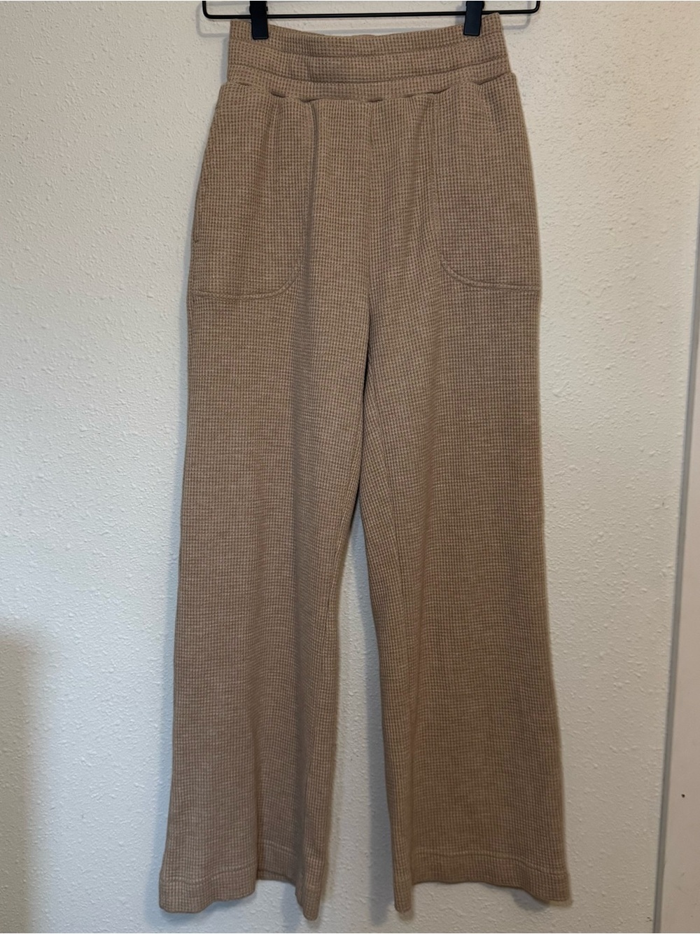 LIV Wide-Leg Waffle Knit Pants in Taupe Size Small